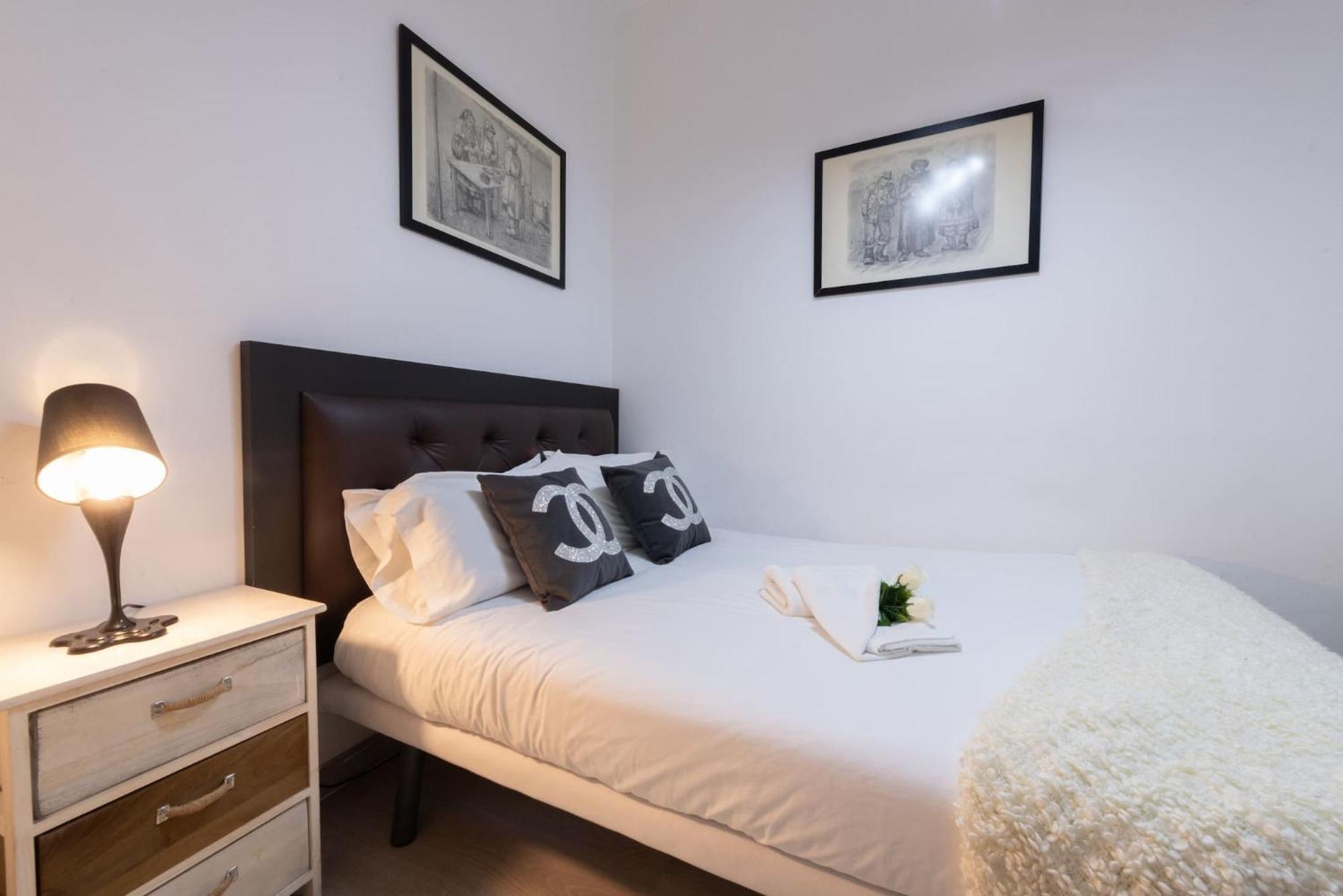 Apartamentos Day Madrid Gran Via Centro Sol Malasana ภายนอก รูปภาพ