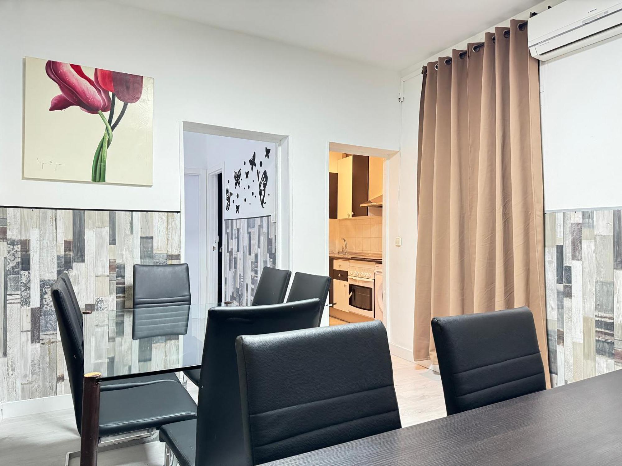 Apartamentos Day Madrid Gran Via Centro Sol Malasana ภายนอก รูปภาพ
