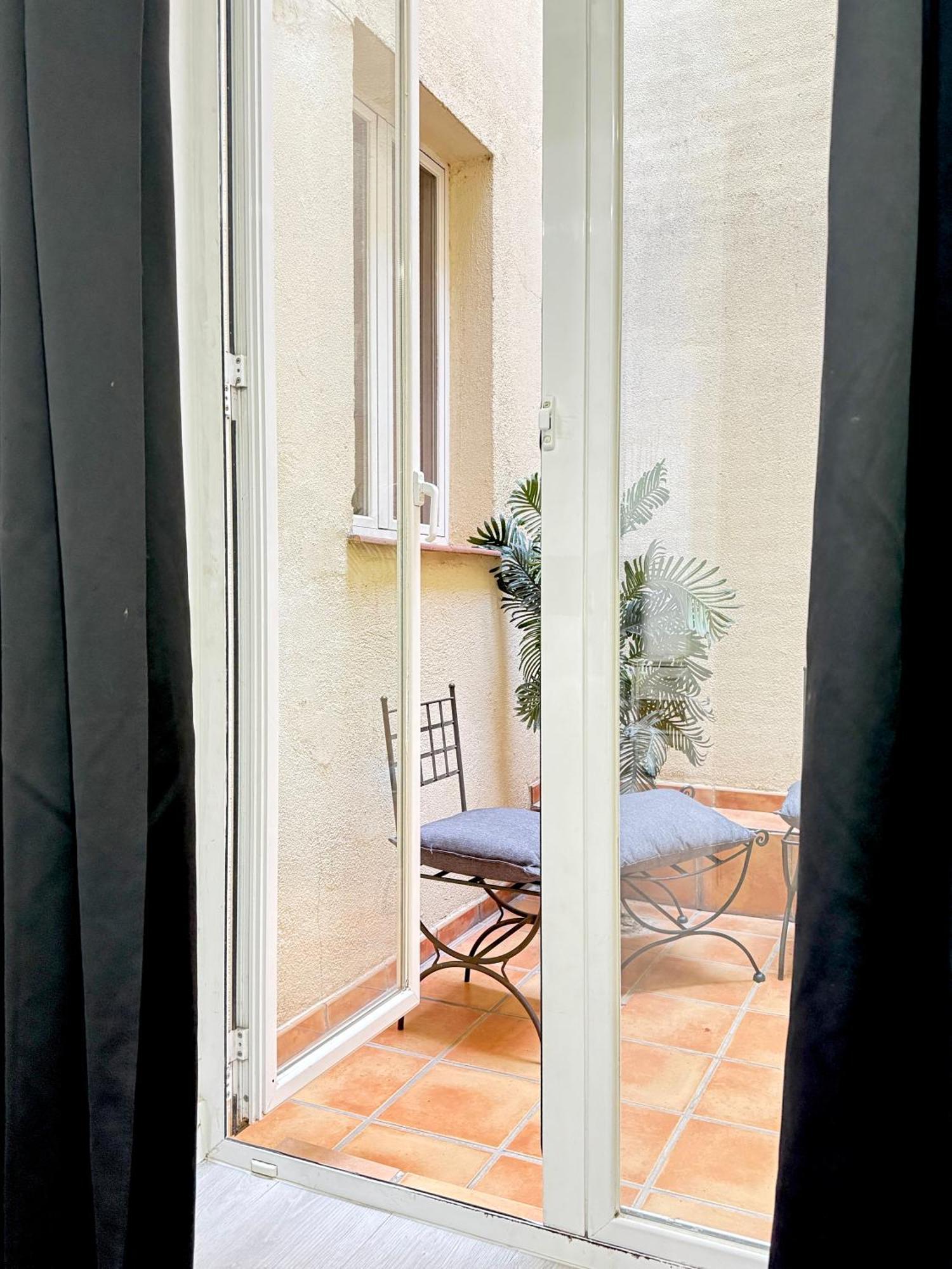 Apartamentos Day Madrid Gran Via Centro Sol Malasana ภายนอก รูปภาพ